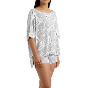 Recliner Pajamas XL White Black Newsprint Oversized Sleep Shirt Shorts Set‎ Cozy